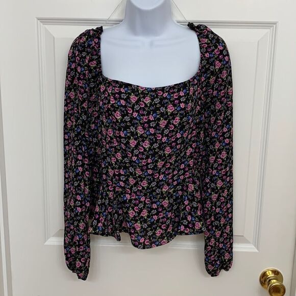 TRIXXI Size Medium long sleeve lightweight floral top on or off shoulders - Picture 1 of 12